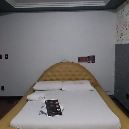 Hotel L Motel 1001 Noites - Setor O บราซิเลีย ภายนอก รูปภาพ